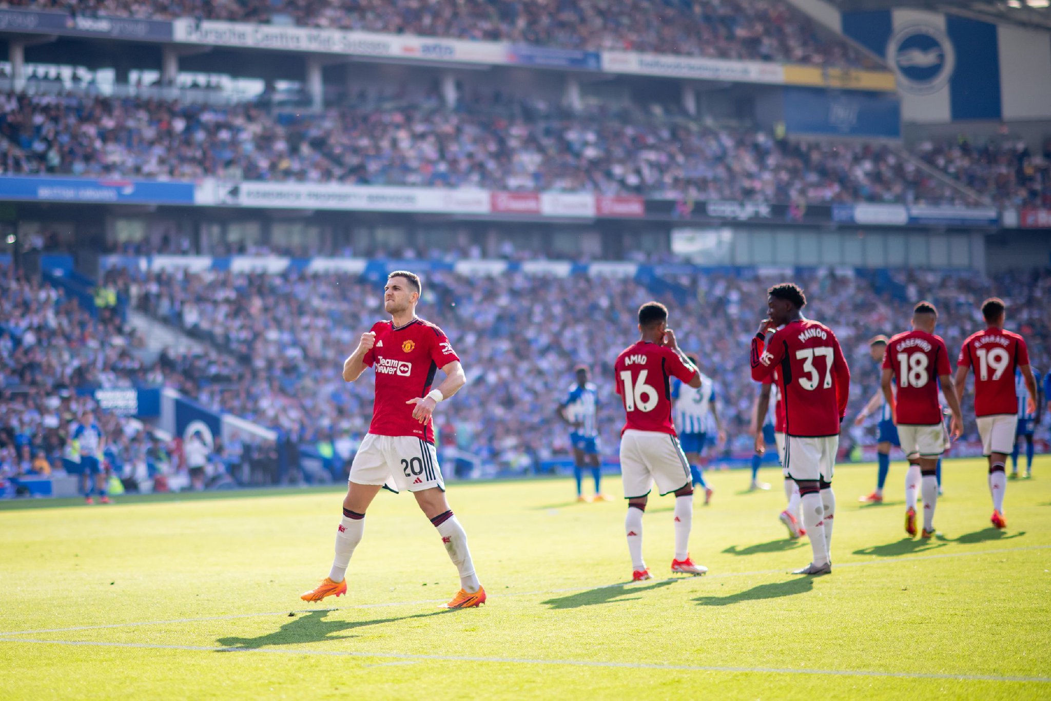 并让球迷对 并让球迷对